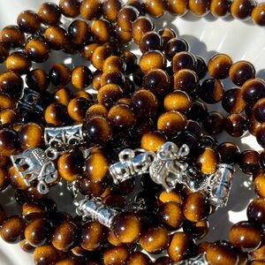 Cat Eye Colored Glass Beaded Bracelets With Elephant Charm NWOT